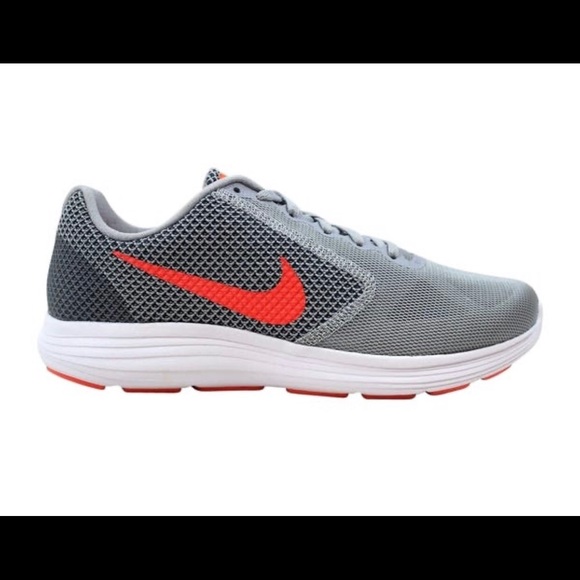Nike Revolution 3 Running Shoe - Picture 2 of 5